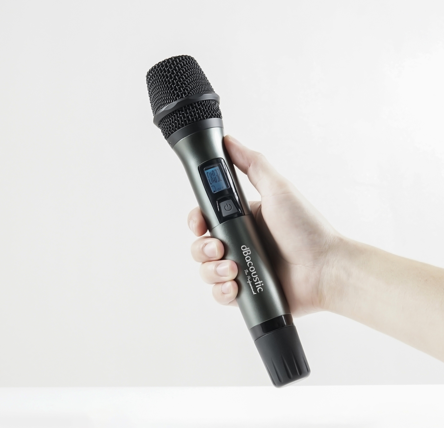 Mic không dây DBacoustic K4000 | Giải pháp hát karaoke ổn và dễ sử dụng Mic không dây DBacoustic K4000 | Giải pháp hát karaoke ổn và dễ sử dụng - Ảnh 6