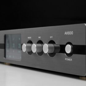 AK600 W 7