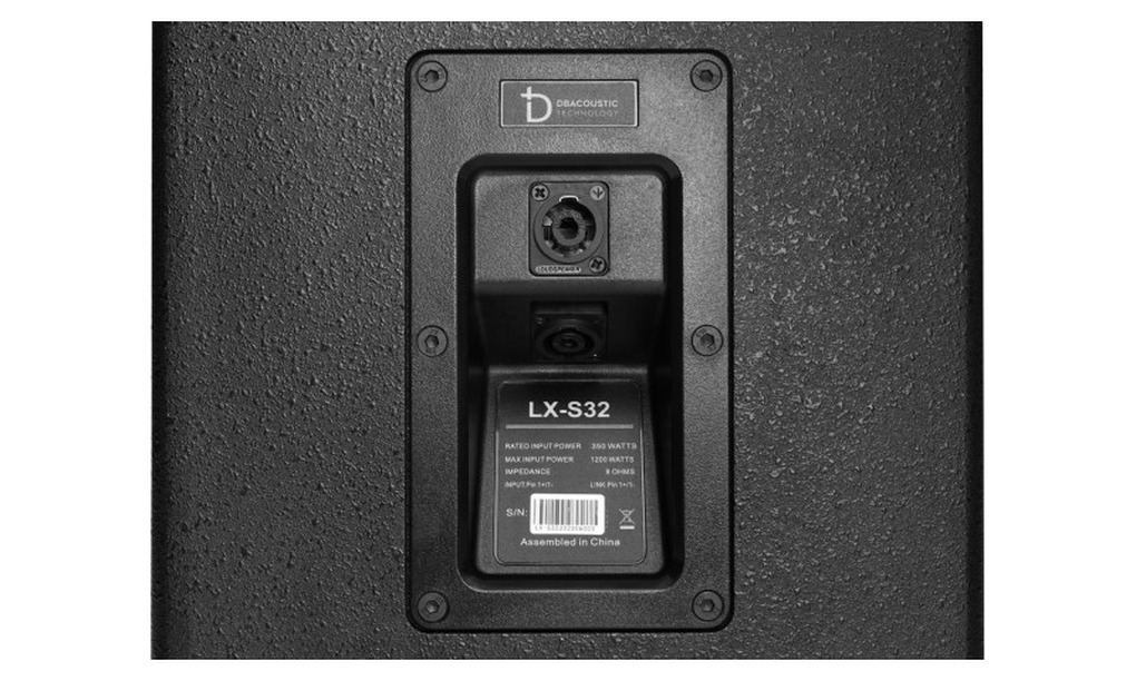 Loa karaoke Dbacoustic LX-S32 | Bass 30cm, âm thanh mạnh mẽ, chân thực Chi tiết cổng kết nối và tem thông số kỹ thuật loa Dbacoustic LX-S32